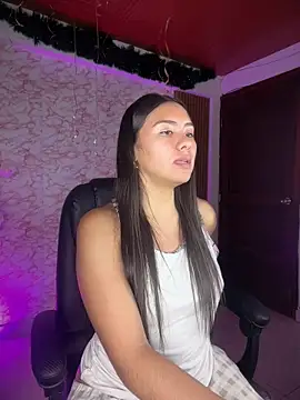 Ambar pe  online show from April 21, 2:47 am