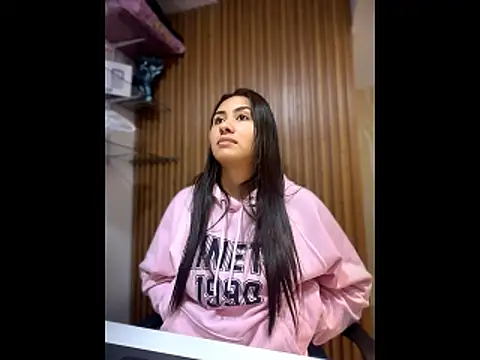 Ambar pe  online show from February 24, 9:48 pm