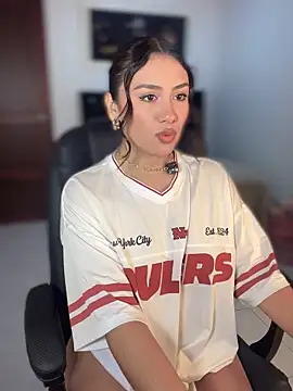 Ambar pe  online show from October 29, 3:38 am