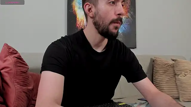 Dylan Best online show from June 17, 1:27 am