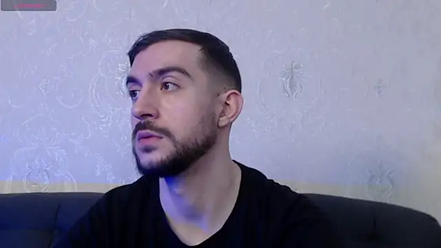 Snapshot of Dylan_Best chatting on March 11, 3:47 am Dylan Best online show from March 11, 3:47 am