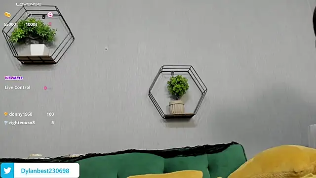 Dylan Best online show from November 3, 12:27 am