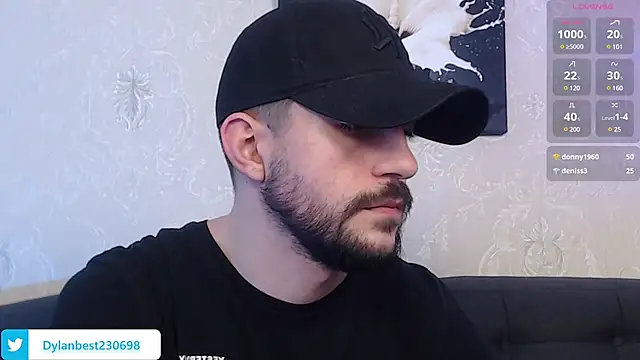 Snapshot of Dylan_Best chatting on February 12, 3:07 am Dylan Best online show from February 12, 3:07 am