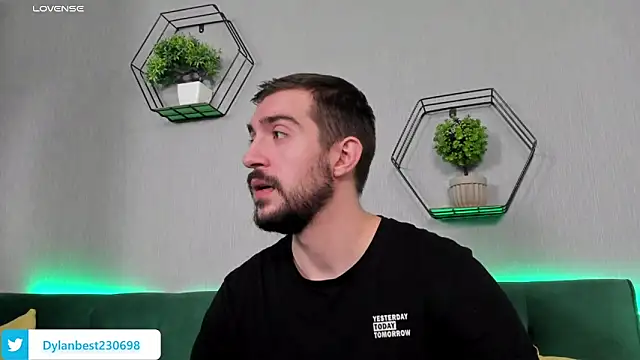 Dylan Best online show from November 5, 10:57 pm