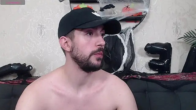 Dylan Best online show from October 30, 12:31 am