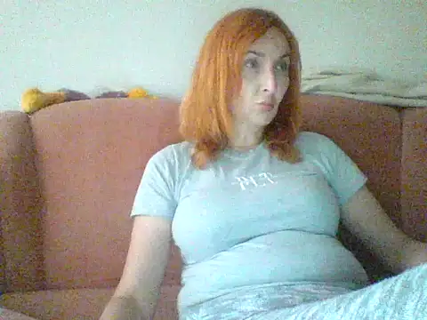 Snapshot of MssAngela chatting on October 7, 7:53 am MssAngela online show from October 7, 7:53 am