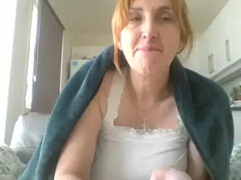 Snapshot of MssAngela chatting on January 19, 9:44 am MssAngela online show from January 19, 9:44 am