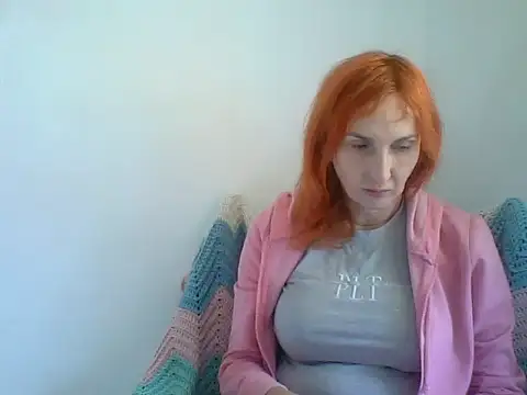 Snapshot of MssAngela chatting on October 21, 7:08 am MssAngela online show from October 21, 7:08 am