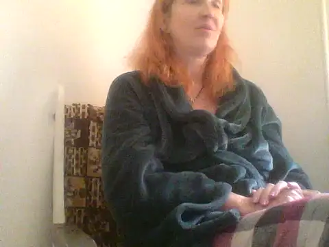 Snapshot of MssAngela chatting on October 9, 6:03 am MssAngela online show from October 9, 6:03 am