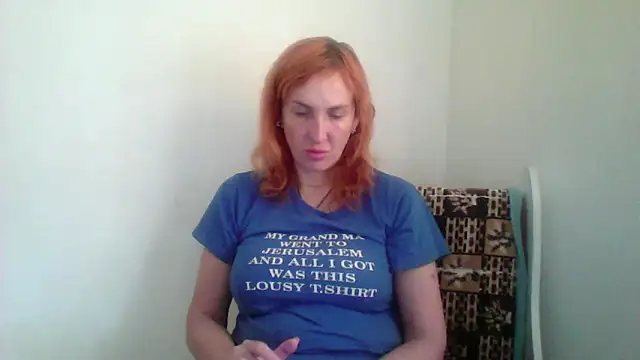 Snapshot of MssAngela chatting on October 12, 6:15 am MssAngela online show from October 12, 6:15 am