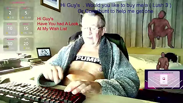 Snapshot of Aandy62 chatting on December 15, 7:24 am Aandy62 online show from December 15, 7:24 am