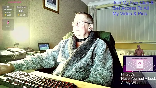 Snapshot of Aandy62 chatting on December 8, 6:33 am Aandy62 online show from December 8, 6:33 am