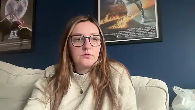 short sweetpea online show from March 31, 2:52 pm