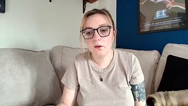 short sweetpea online show from February 9, 9:40 am