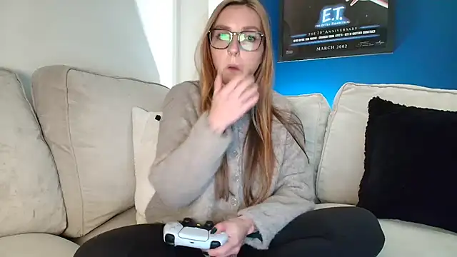 short sweetpea online show from September 23, 8:49 pm