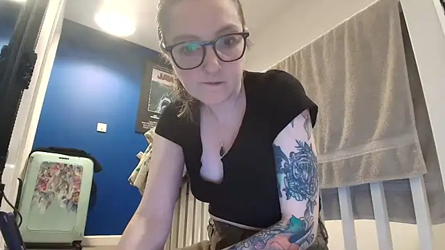 short sweetpea online show from October 20, 6:52 pm