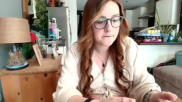 short sweetpea online show from April 10, 12:01 pm