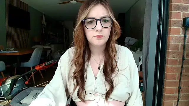 short sweetpea online show from April 9, 12:11 pm