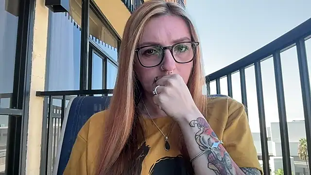 short sweetpea online show from September 9, 7:45 pm