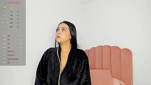 julieth sanz online show from January 31, 8:32 am