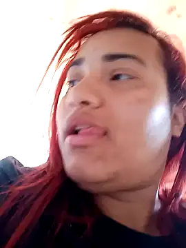 Hilarybunnyy online show from December 7, 3:25 pm