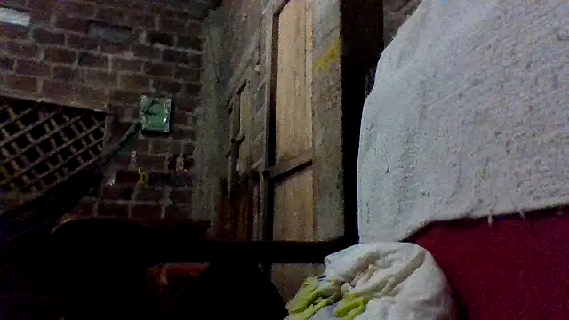 axomen online show from April 4, 5:03 am