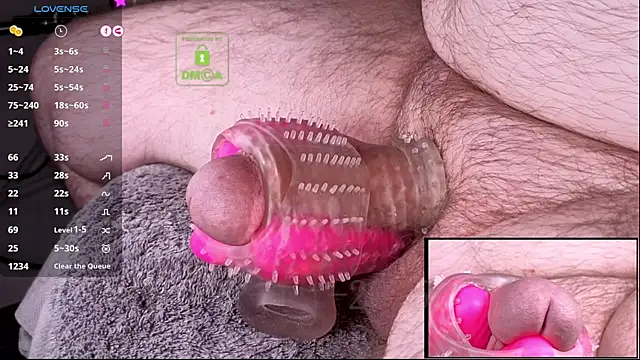 Snapshot of controlmytoys chatting on October 22, 10:04 am controlmytoys online show from October 22, 10:04 am