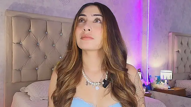 nini love01 online show from February 3, 4:10 am