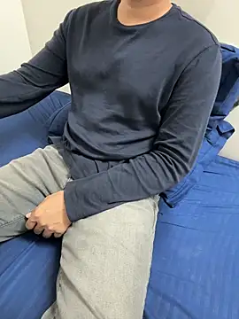 Arjun78877 online show from December 18, 7:29 pm