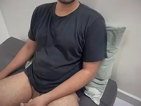 Snapshot of Arjun78877 chatting on November 5, 3:59 pm Arjun78877 online show from November 5, 3:59 pm