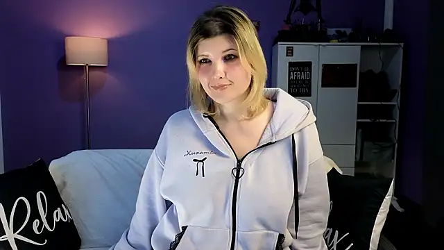 Snapshot of olisunny5 chatting on March 12, 7:29 pm olisunny5 online show from March 12, 7:29 pm