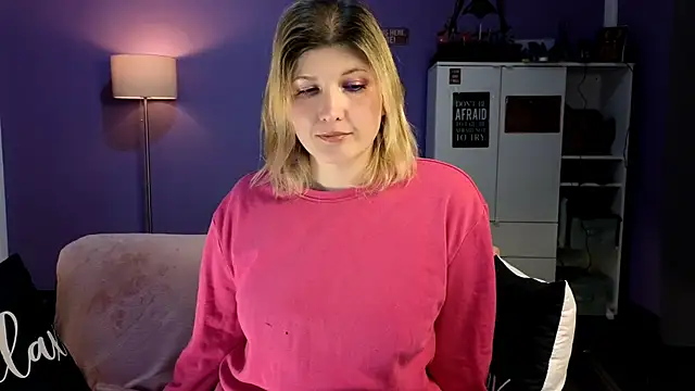Snapshot of olisunny5 chatting on March 20, 7:26 pm olisunny5 online show from March 20, 7:26 pm