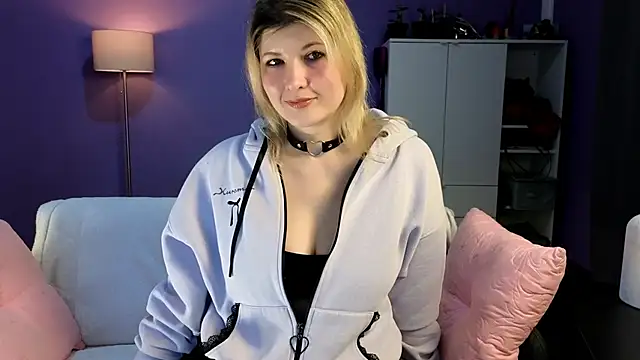 olisunny5 online show from February 13, 10:32 pm