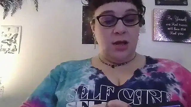 Snapshot of GothyBaby chatting on February 28, 7:02 pm GothyBaby online show from February 28, 7:02 pm