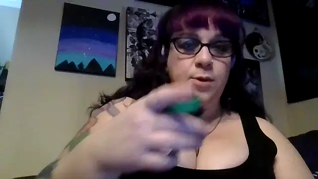 GothyBaby online show from October 1, 5:06 pm