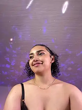 Lucy Marin online show from February 8, 6:33 pm