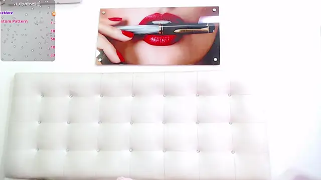 Snapshot of little_brianna_ chatting on February 19, 7:16 pm little brianna online show from February 19, 7:16 pm