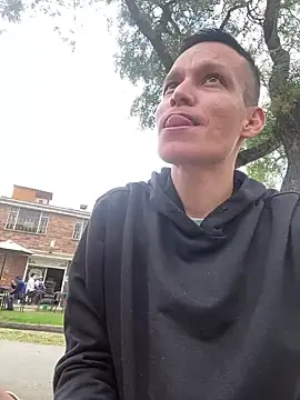 Snapshot of yequeal chatting on February 26, 5:53 pm yequeal online show from February 26, 5:53 pm