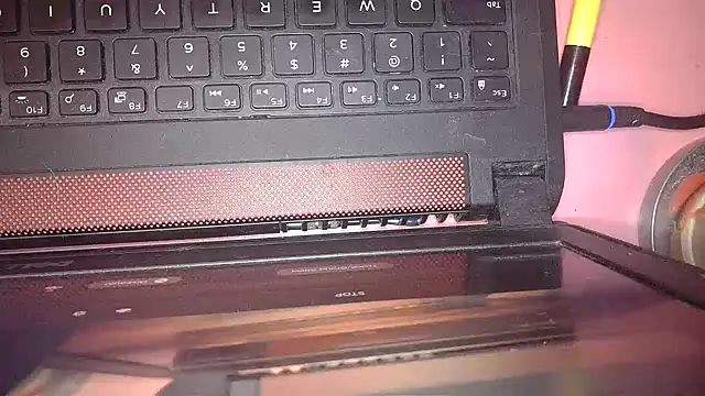 atlwebbie75 online show from October 3, 1:34 pm