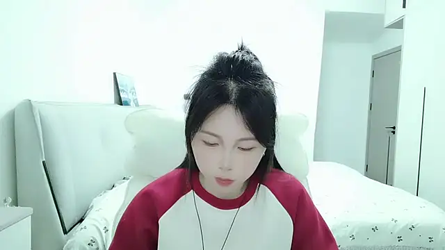 Sunset glow online show from March 9, 1:47 pm