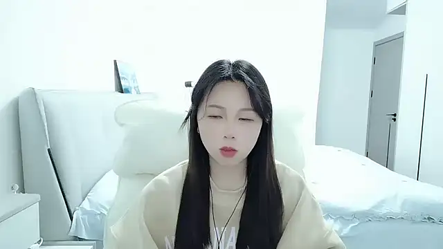 Sunset glow online show from March 15, 10:00 am