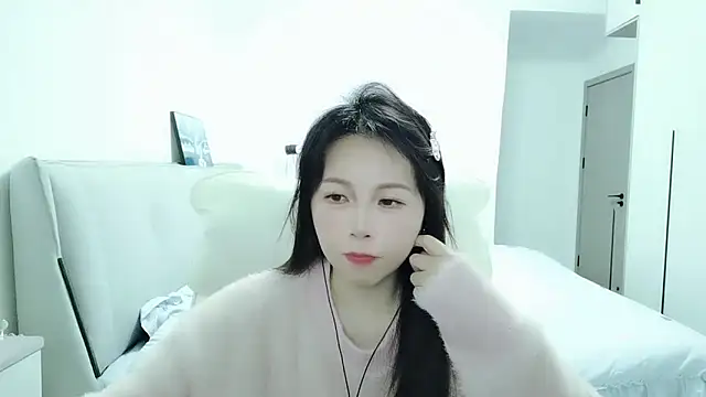 Sunset glow online show from March 22, 1:45 pm