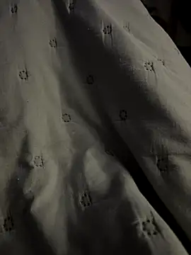 petuletra online show from September 13, 8:09 pm