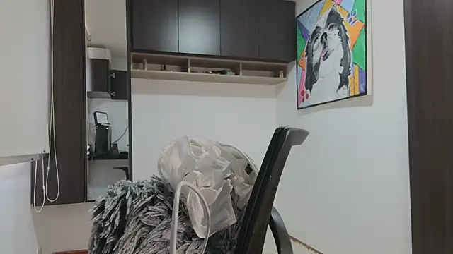 Cherry 1992 online show from February 27, 1:55 pm