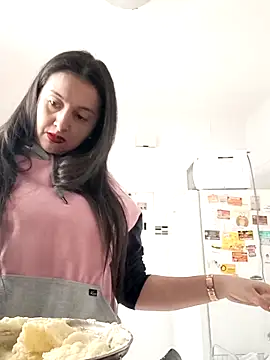Cherry 1992 online show from March 25, 12:26 pm