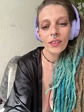 MenaDreadfull online show from April 24, 2:19 pm