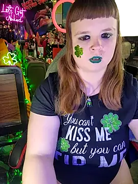 Snapshot of VelvetDiablo chatting on March 14, 3:26 am VelvetDiablo online show from March 14, 3:26 am