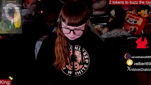 VelvetDiablo online show from April 22, 11:55 pm