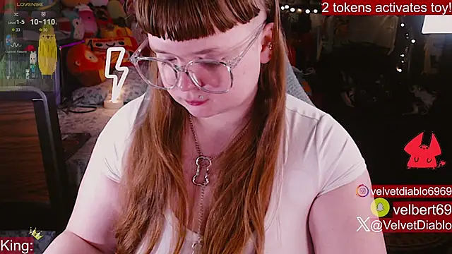 VelvetDiablo online show from April 15, 12:16 am