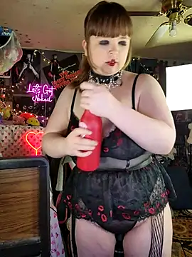 Snapshot of VelvetDiablo chatting on February 21, 12:49 am VelvetDiablo online show from February 21, 12:49 am